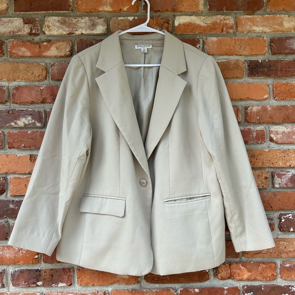 Pendleton Jackets & Blazers - Pendleton Plus 18W 100% Virgin Wool Women's Beige Blazer